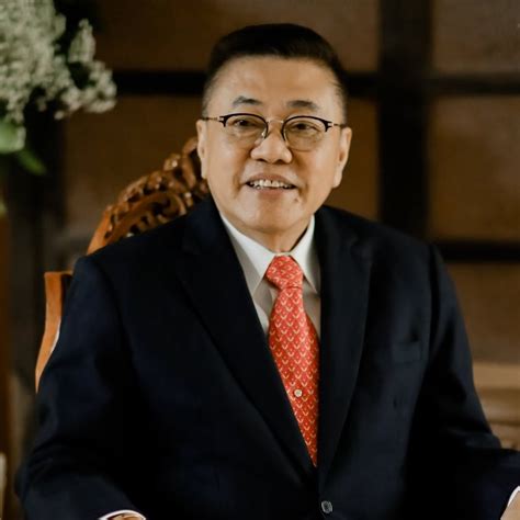 cezar quiambao|Dr. Cezar T. Quiambao .